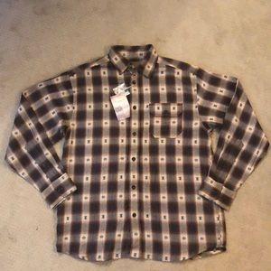 Men’s Flannel - Medium - Clearwater Outfitters